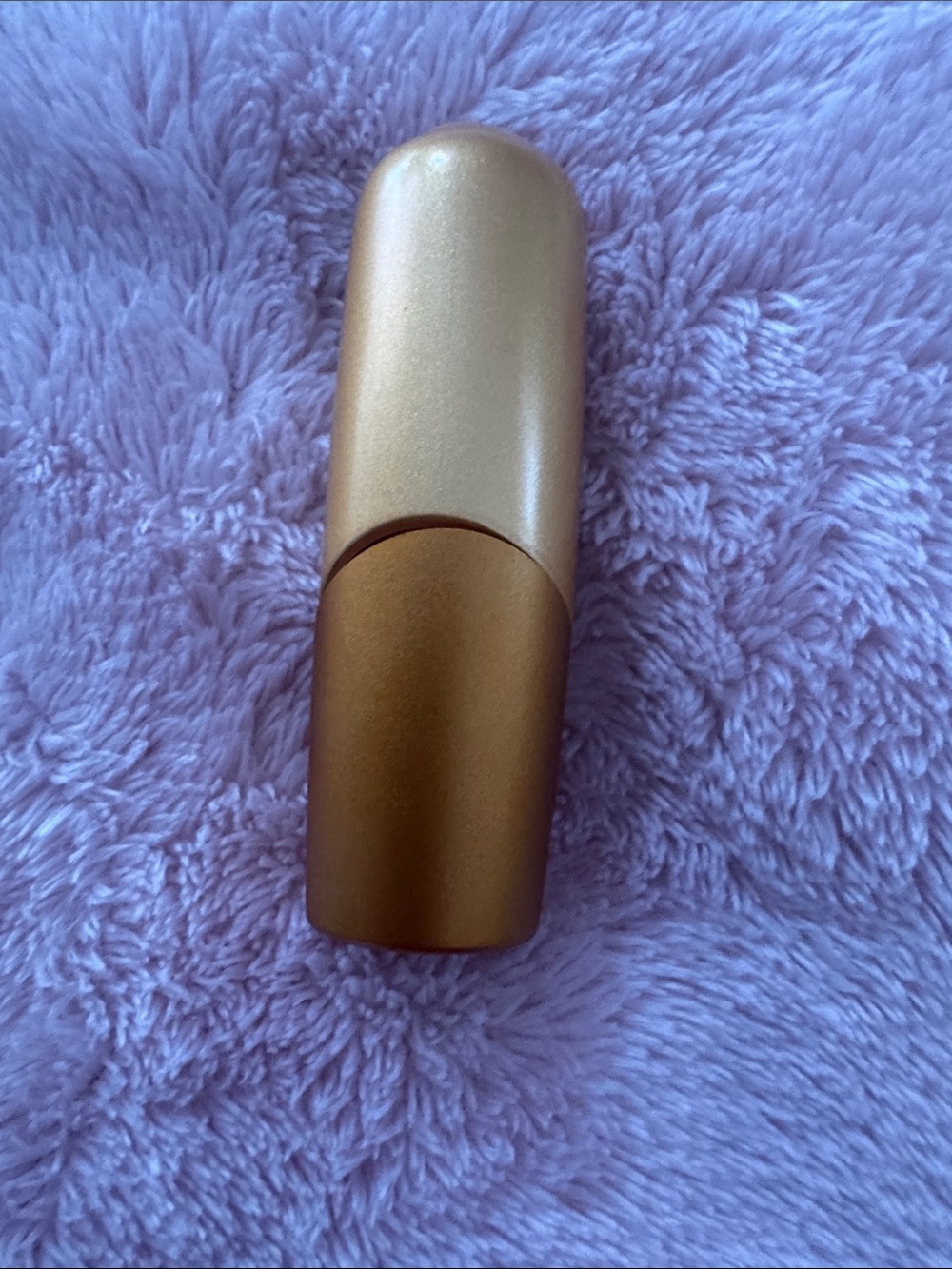 Nina ricci Gold Tone Women's Lipstick Case - Sleek Metallic Finish #13